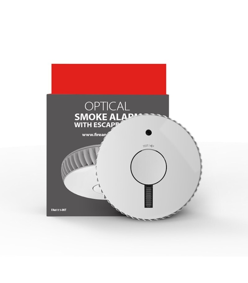 FA6111 INT GS142 Packaging Shot